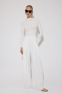 SİDE DRAPED BODY
